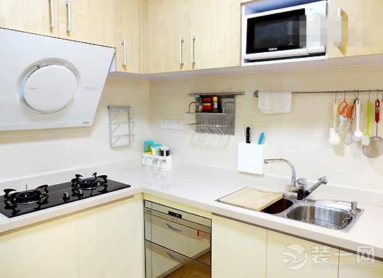 简约日式风格复式婚房装修设计效果图